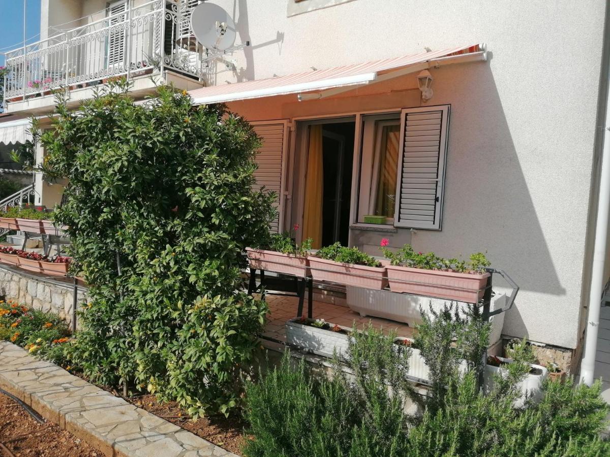 Apartment Poldrugo Cres Exterior foto